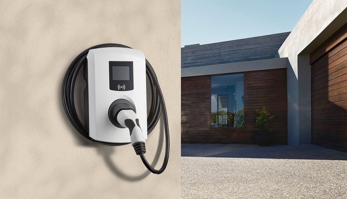 Recharge électrique en entreprise : solutions pour parkings et flottes